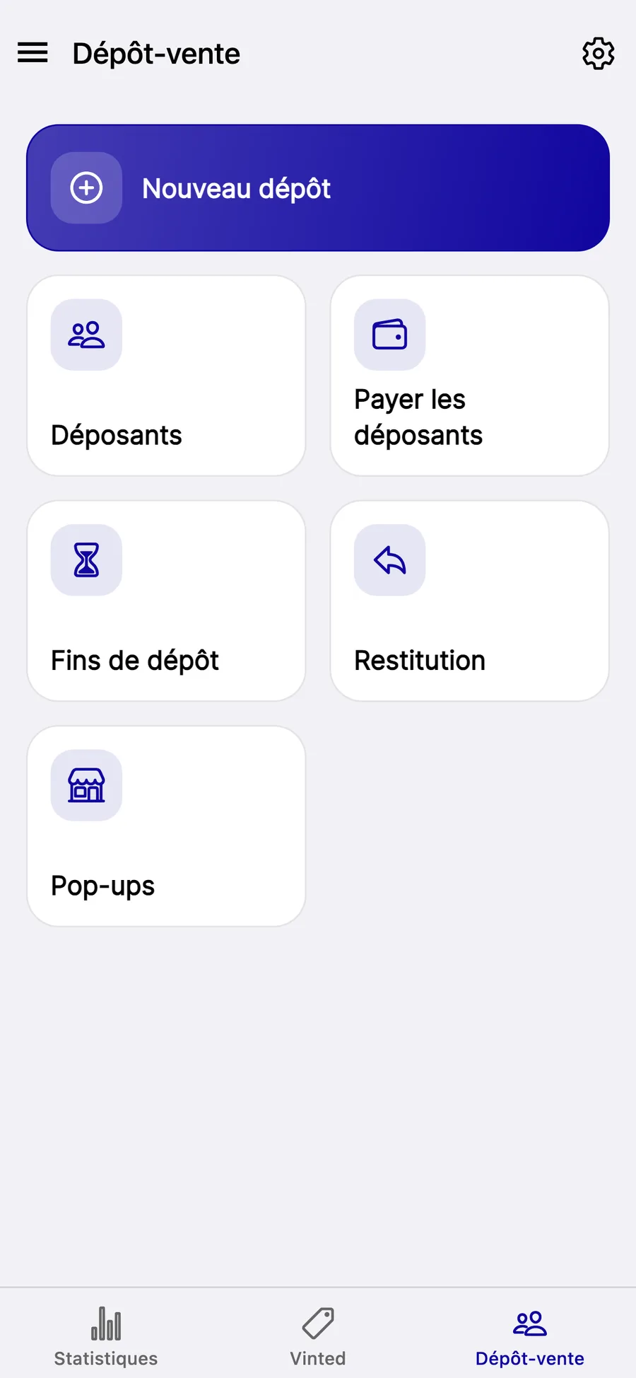 L'écran Dépôt-vente de Vinto sur iPhone : six entrées — Nouveau dépôt, Déposants, Payer les déposants, Fins de dépôt, Restitution, Pop-ups.